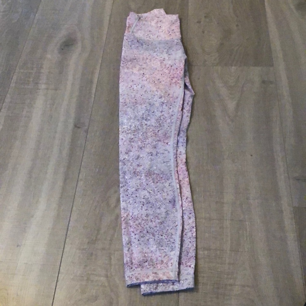Lulu size 4